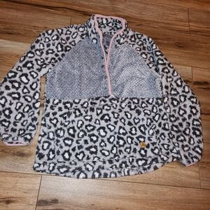 Leopard print pullover size large